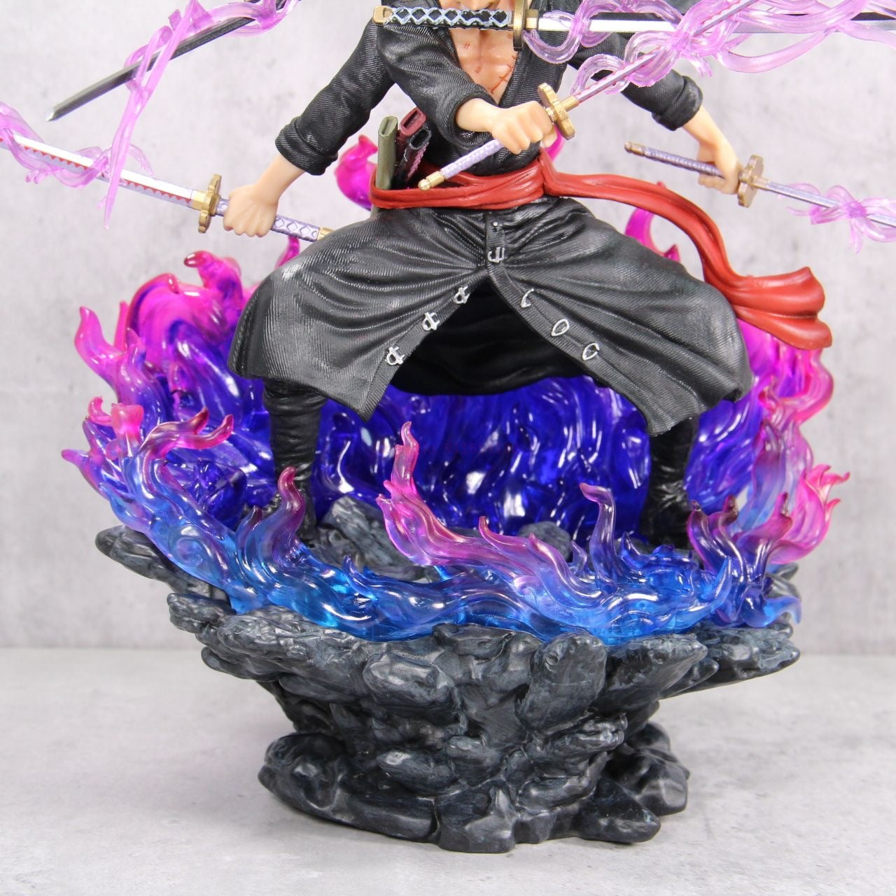 Figurine one piece zoro roronoa de luxe