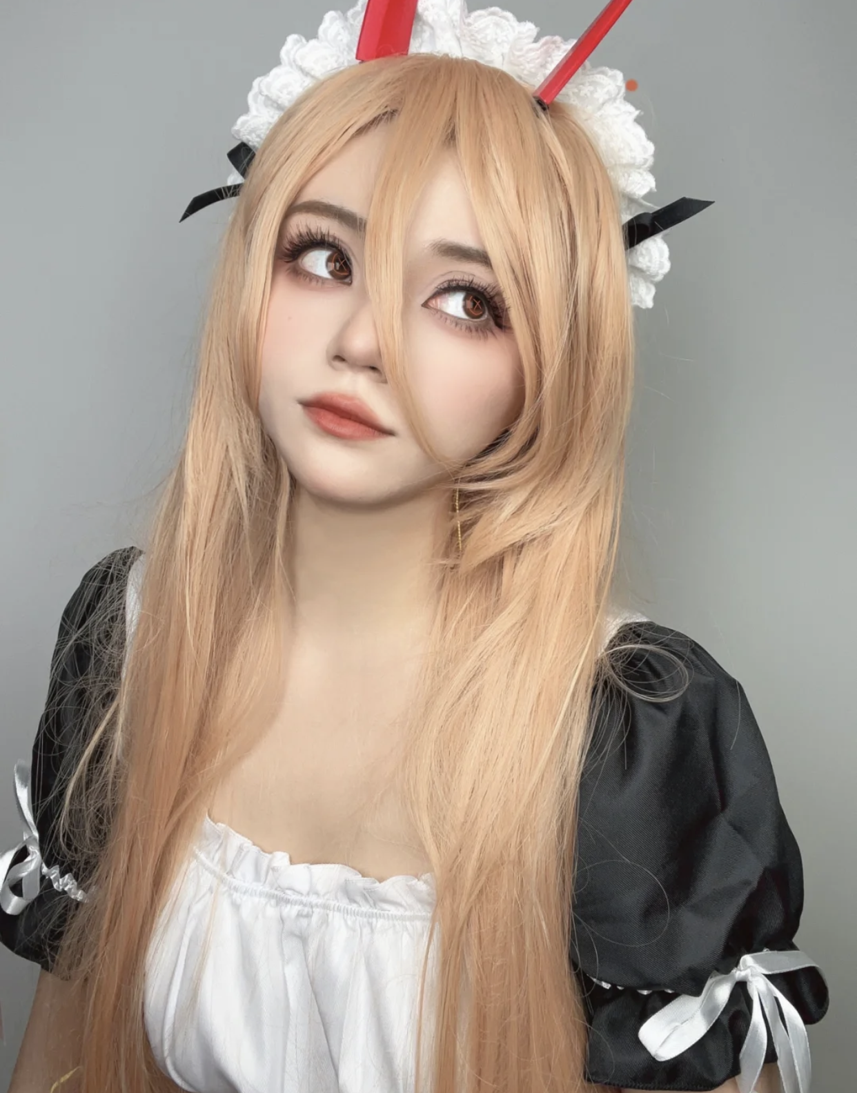 Cosplay chainsaw man perruque power cornes et canines