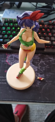 Dragon ball figurine sexy lunch blonde ,bleu ou les deux