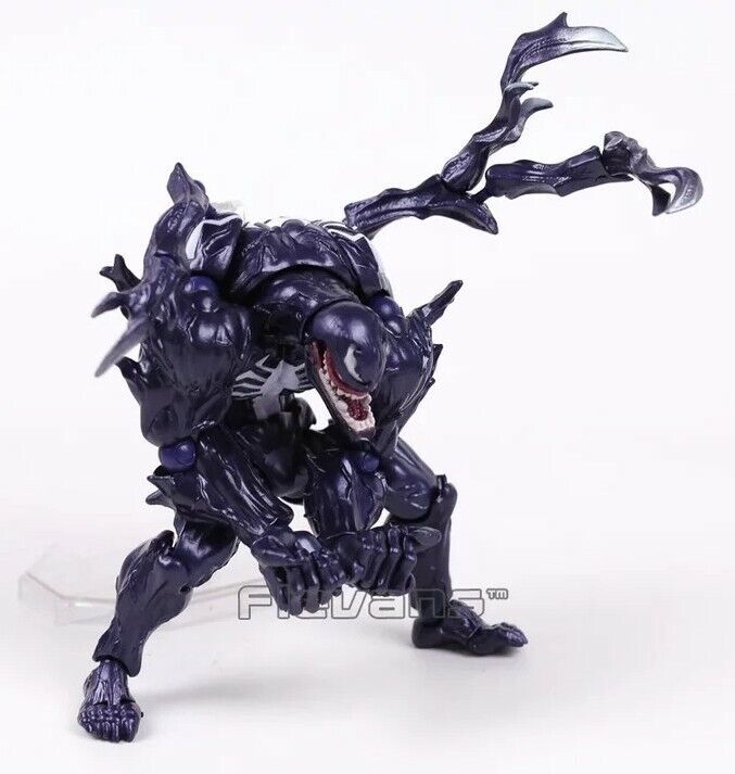 Figurine venom articule avec accessoires revoltech amazing  16 cm