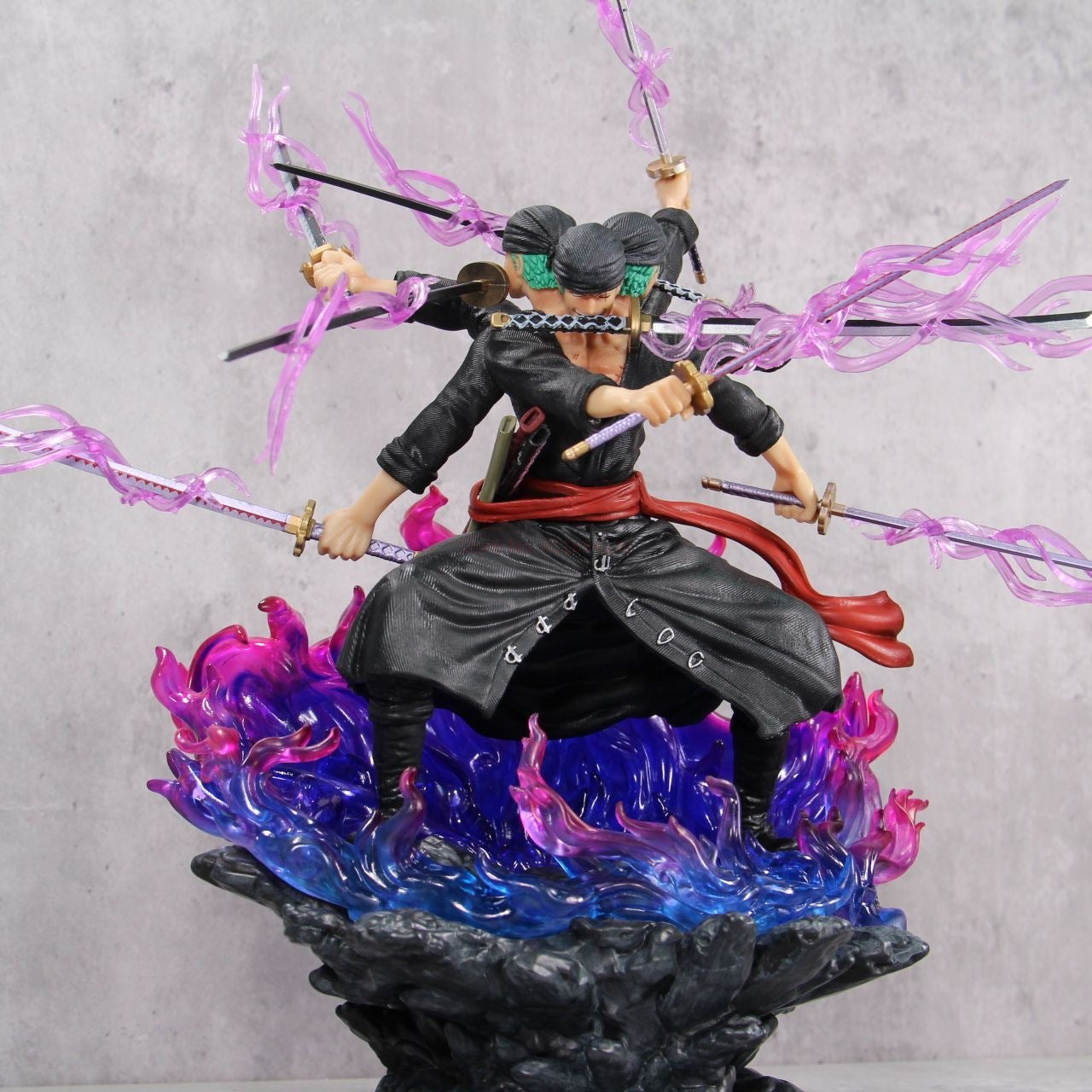 Figurine one piece zoro roronoa de luxe