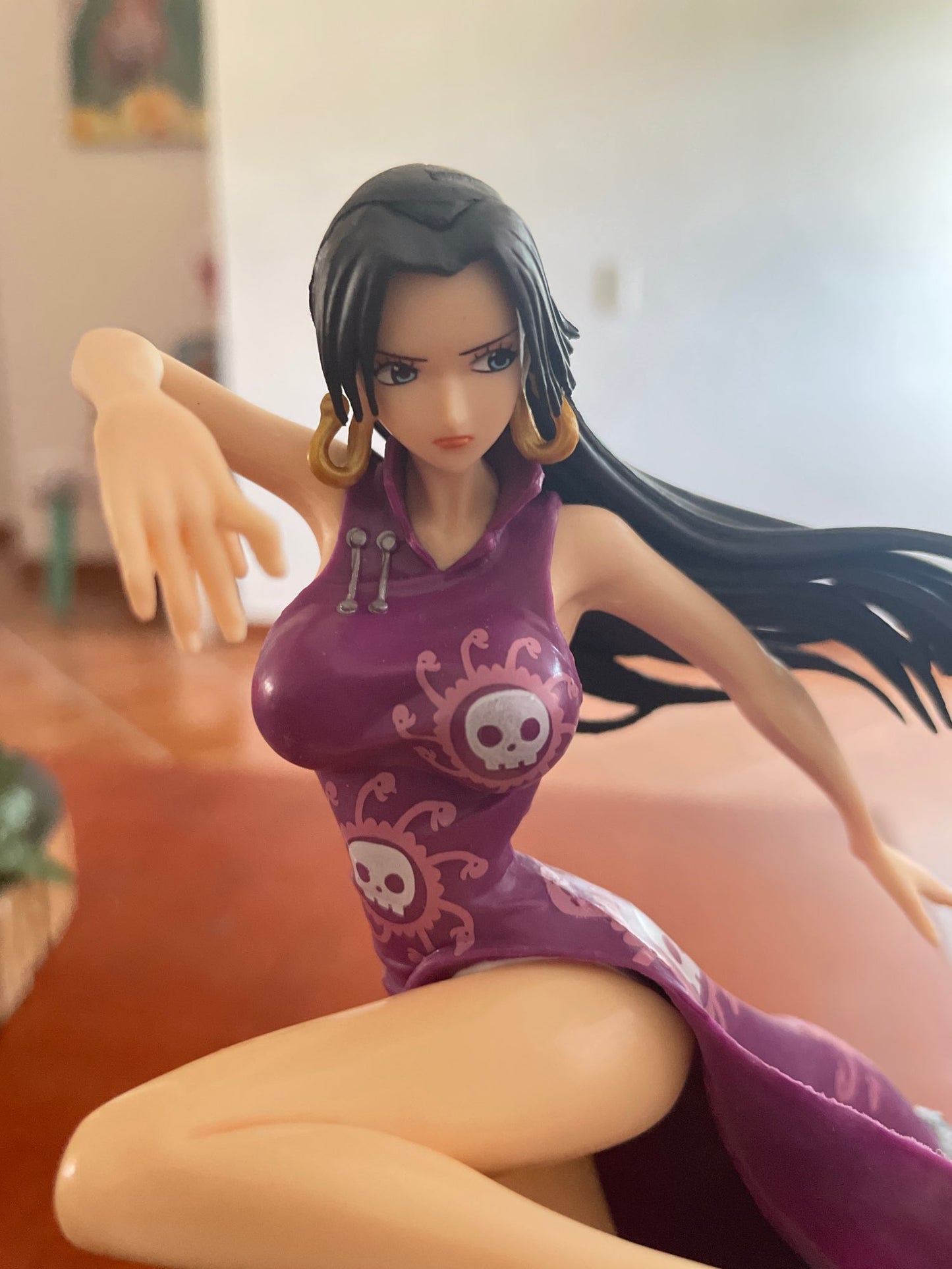 One piece figurine boa hanckok 20cm