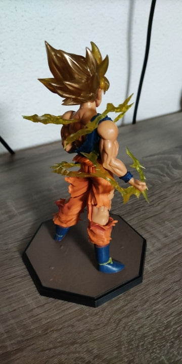 Figurinec Son Goku Super Sayan 16 cm Figure Anime Dragon Ball Goku DBZ Action Figure Model Gifts Collectible Figurines