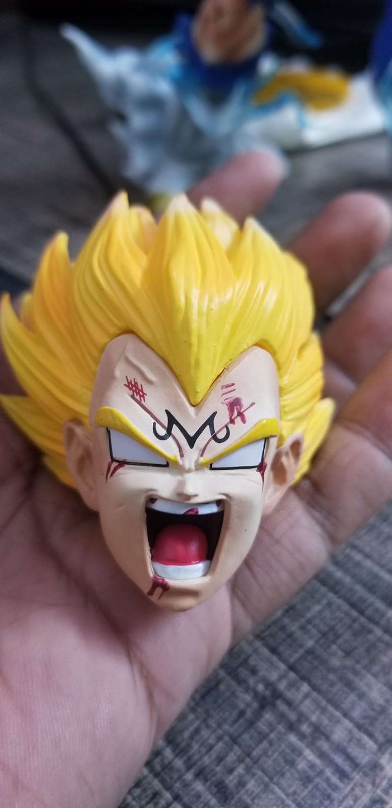 Figurine majin vegeta 25cm