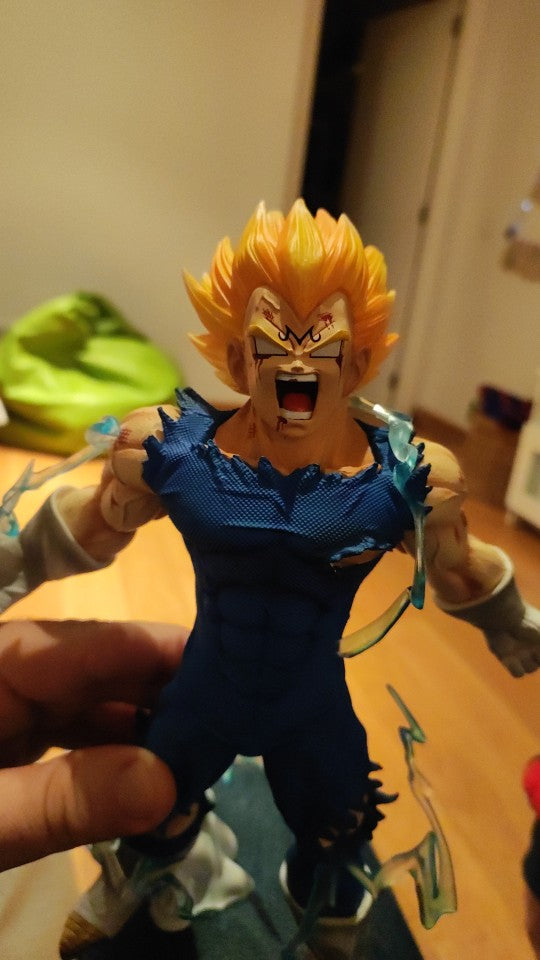 Figurine majin vegeta 25cm