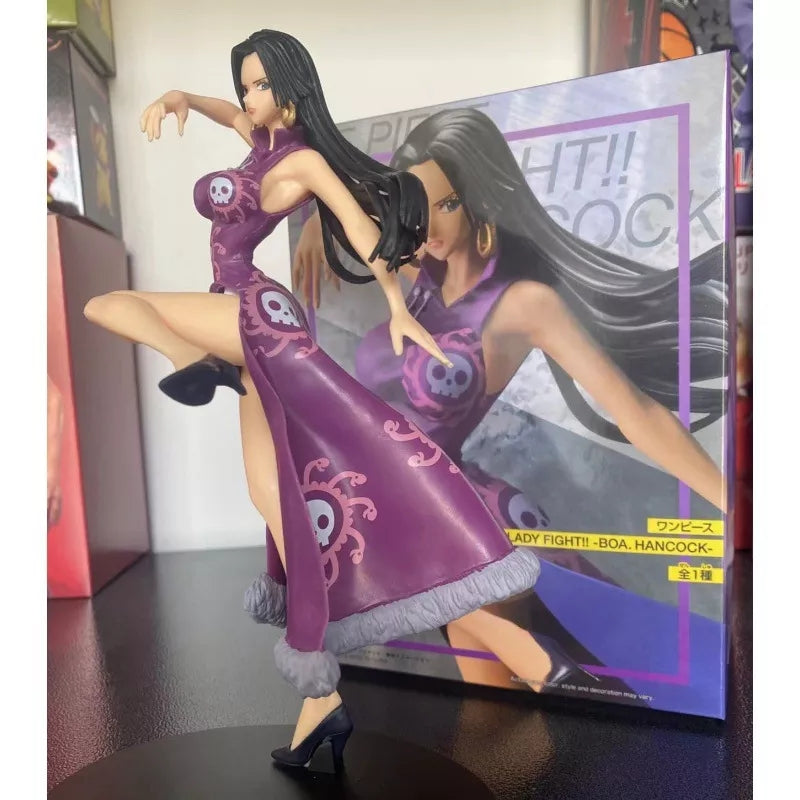 One piece figurine boa hanckok 20cm